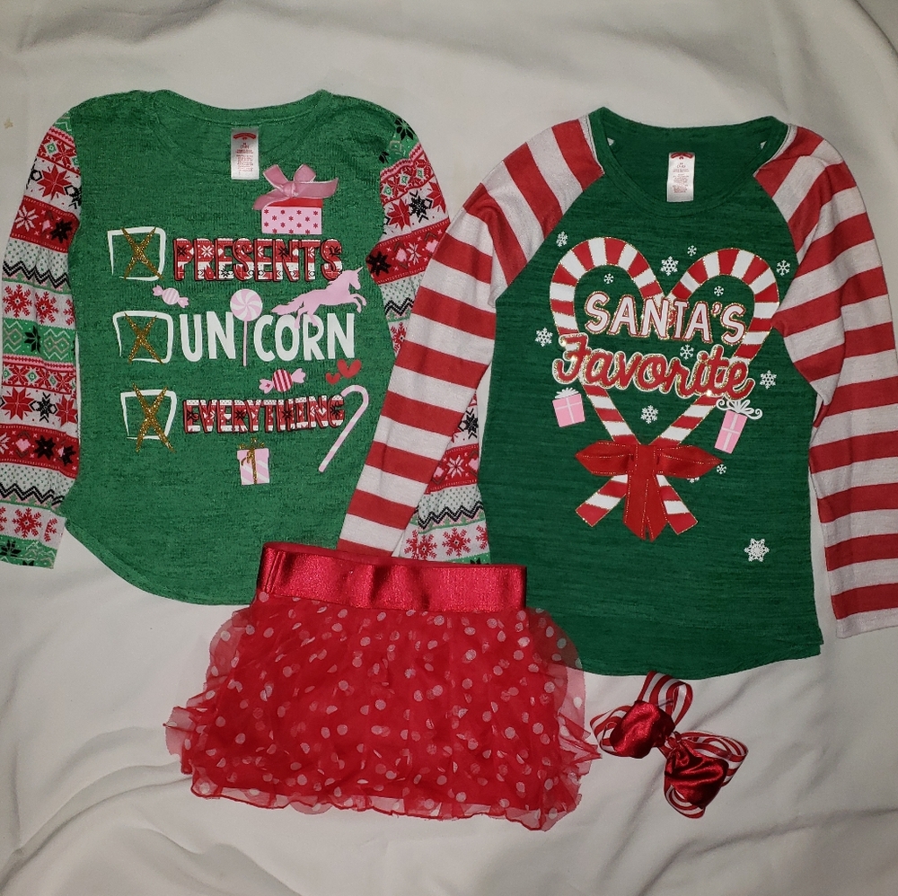 2 Christmas shirts, skirt and bow size 7/8